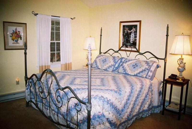 Lightner Farmhouse B&B Gettysburg Room photo